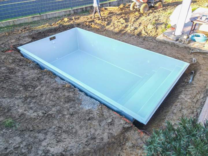 Mini-piscine à coque Saint-Bonnet-de-Mure