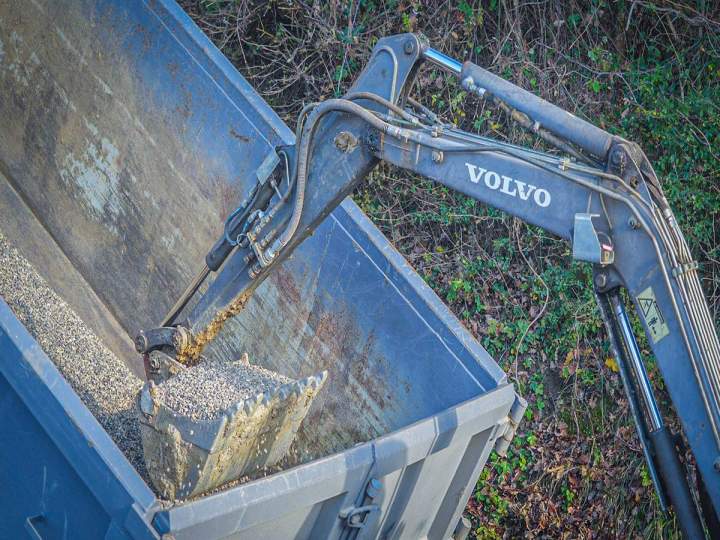 Travaux d'installation de piscine à coque Saint-Bonnet-de-Mure