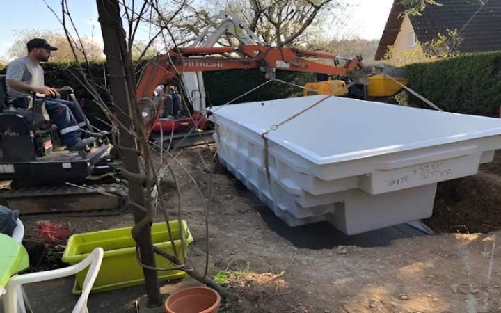 Coque de piscine prête à poser Saint-Bonnet-de-Mure