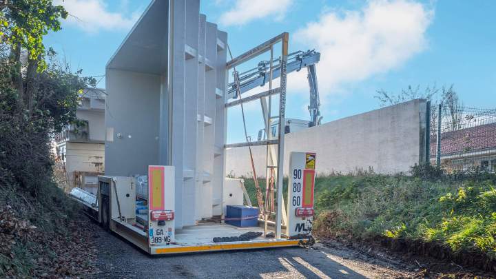 Piscine à coque en place Saint-Bonnet-de-Mure